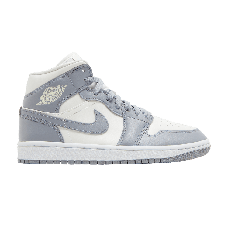 Wmns Air Jordan 1 Mid Stealth