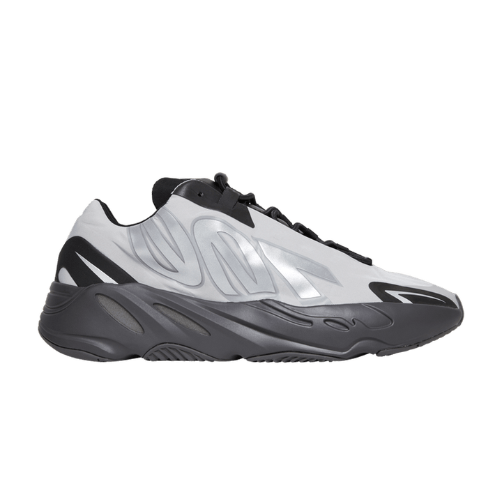 Yeezy Boost 700 Mnvn Metallic