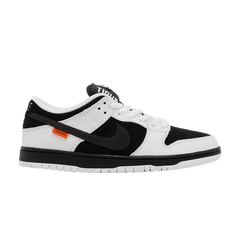 Nike SB Dunk Low TIGHTBOOTH