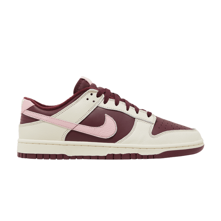 Nike Dunk Low ValentineS Day