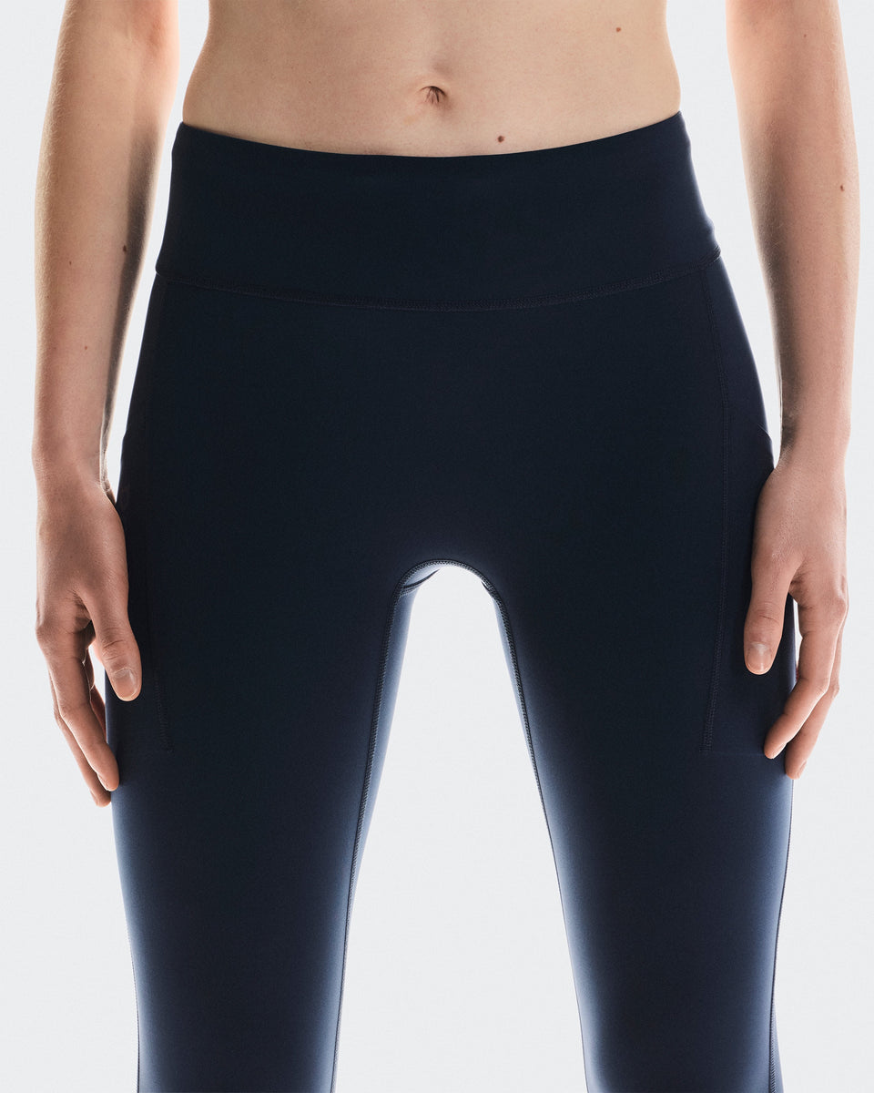 On Performance Tights 7/8 Navy (Women'S) (Women's)