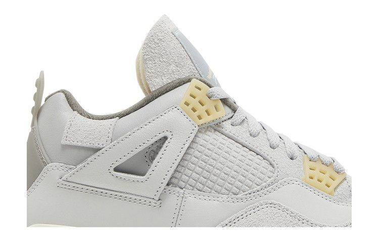 Air Jordan 4 SE Craft Photon Dust