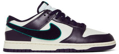 Dunk Low Chenille Swoosh - Grand Purple