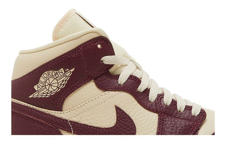 Air Jordan 1 Mid Split Beach Cherrywood Red