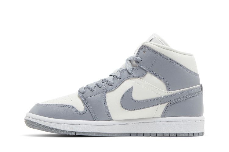Wmns Air Jordan 1 Mid Stealth