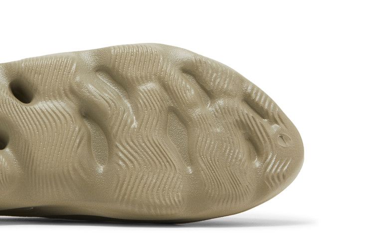 Yeezy Foam Runner Stone Salt