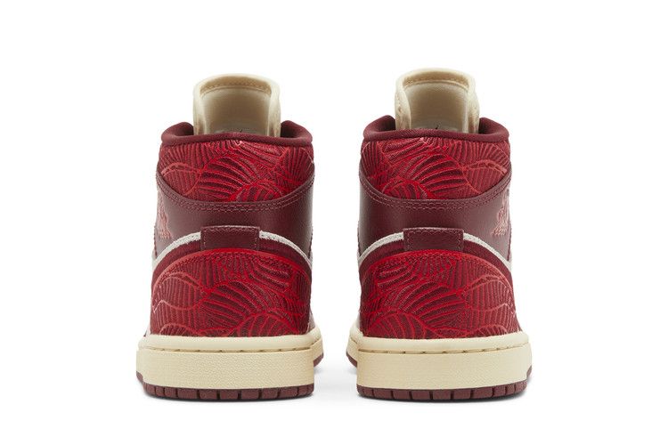 Air Jordan 1 Mid SE Lift Up