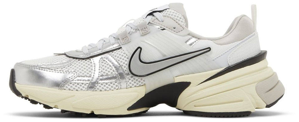 Nike Wmns V2K Run 'Summit White'