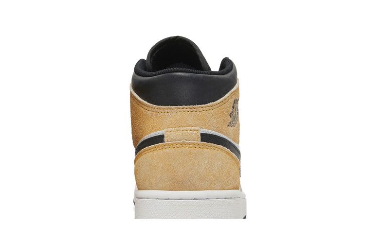Air Jordan 1 Mid SE Flight Club / Magic Ember / Sundial