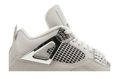 Air Jordan 4 Frozen Moments