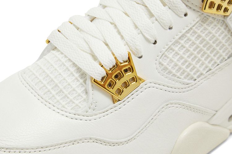 AIR JORDAN 4 RETRO Off WhiteMETALLIC GOLD-BLACK