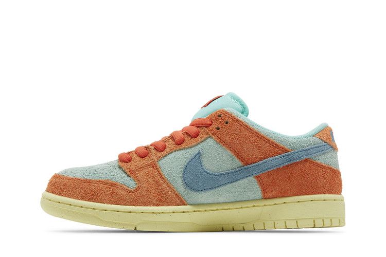 Nike SB Dunk Low Orange And Emerald Rise