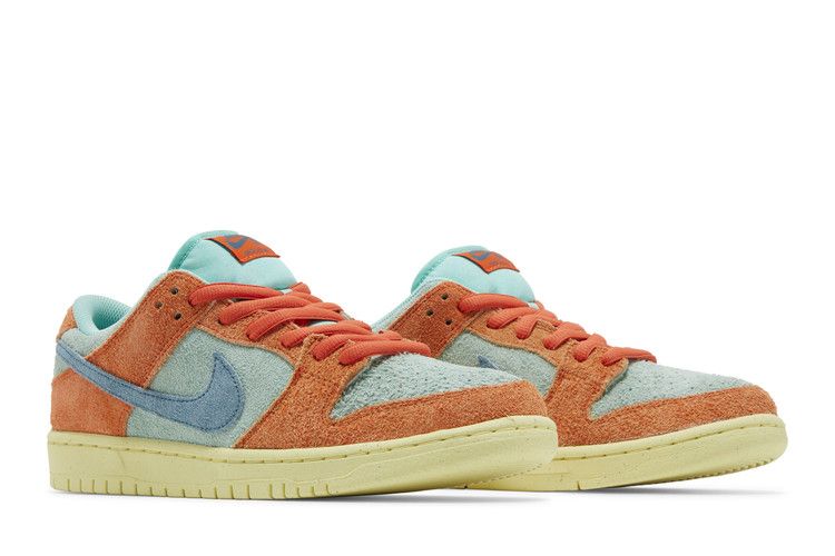 Nike SB Dunk Low Orange And Emerald Rise