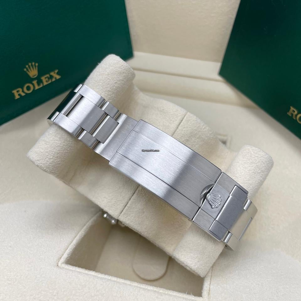 Rolex | Sea-Dweller | 126600 | Steel | 44 mm | Steel | Black | Automatic