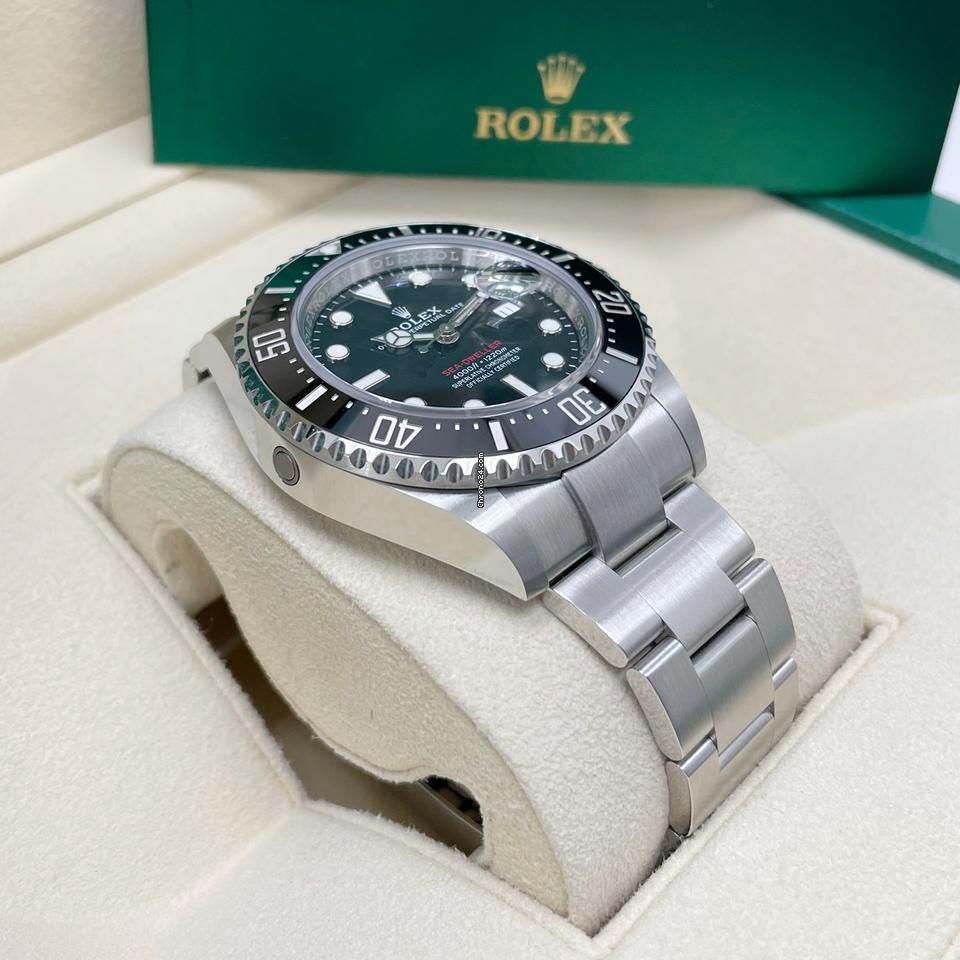 Rolex | Sea-Dweller | 126600 | Steel | 44 mm | Steel | Black | Automatic