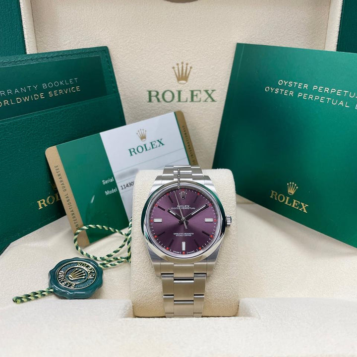 Rolex | Oyster Perpetual | 114300 | Steel | 39 mm | Steel | Purple | Automatic