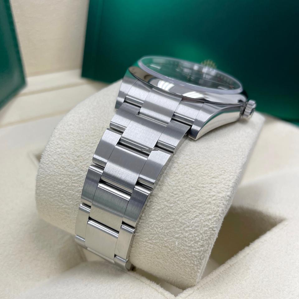 Rolex | Oyster Perpetual | 114300 | Steel | 39 mm | Steel | Purple | Automatic