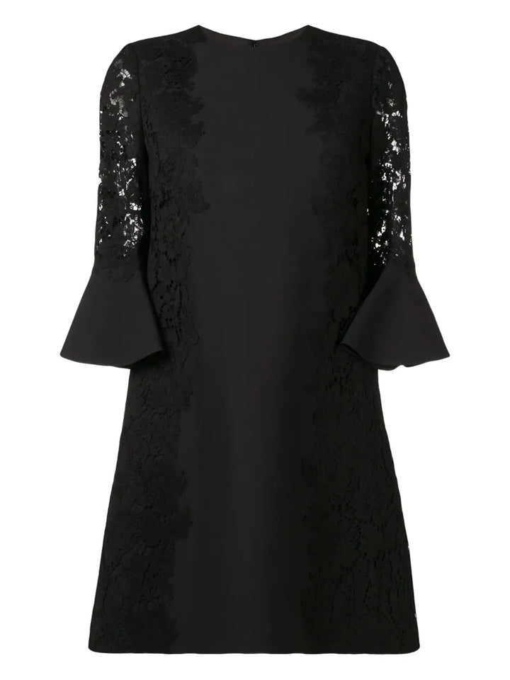 lace-detail dress
