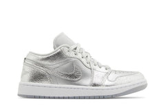 Wmns Air Jordan 1 Low SE 'Metallic Silver'