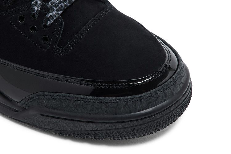 Air Jordan 3 Retro Black Cat 2025