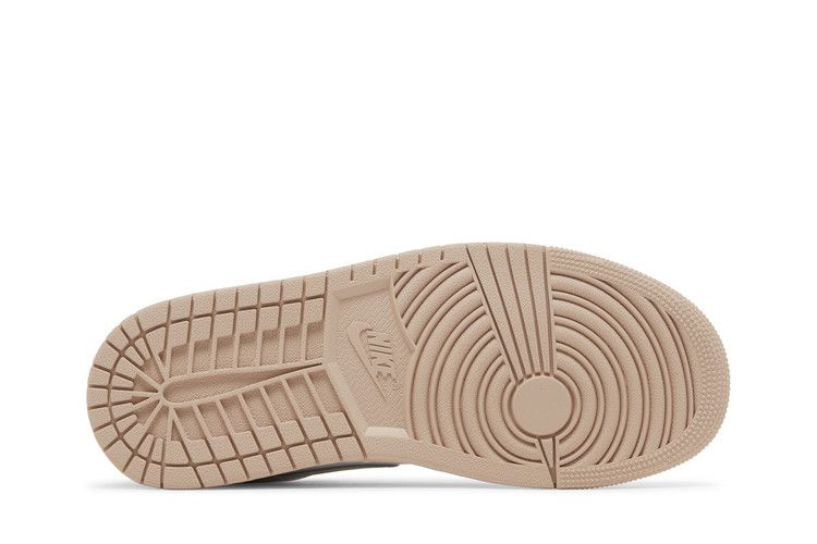 Air Jordan 1 Low Particle Beige