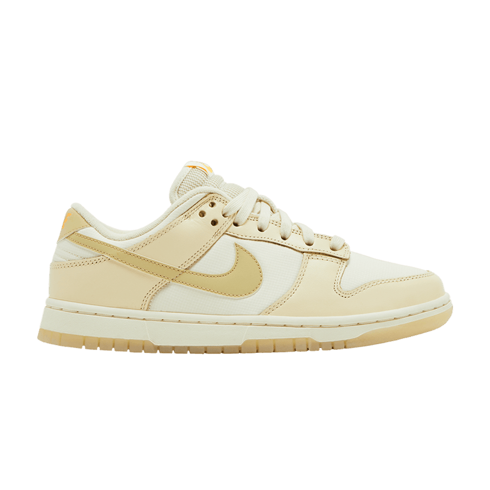 Wmns Dunk Low 'Muslin Team Gold'
