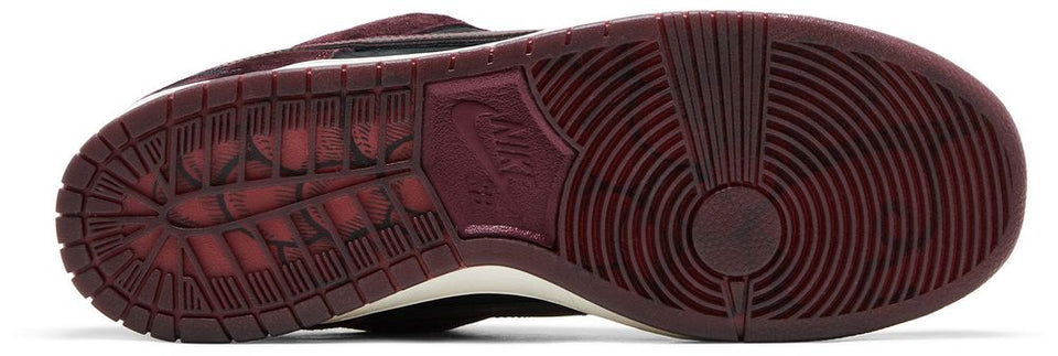 RIOT Skateshop x Dunk Low Pro SB QS Mahogany Dark Beetroot