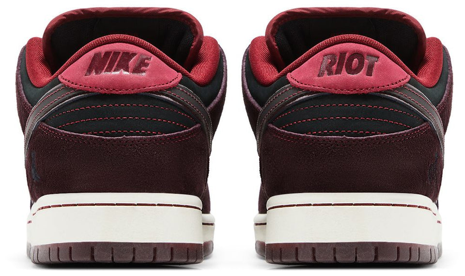 RIOT Skateshop x Dunk Low Pro SB QS Mahogany Dark Beetroot