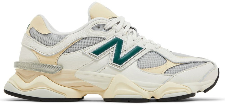 9060 Sea Salt Marsh Green
