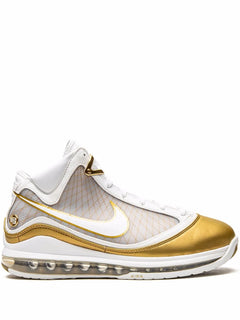 LeBron 7 Retro QS "China Moon" sneakers