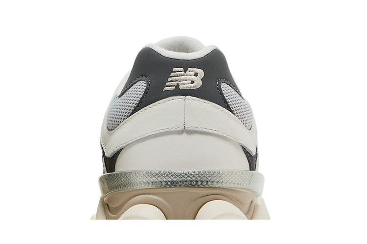 New Balance 9060 Grey Day 2025