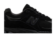 New Balance 2002R Black Cat