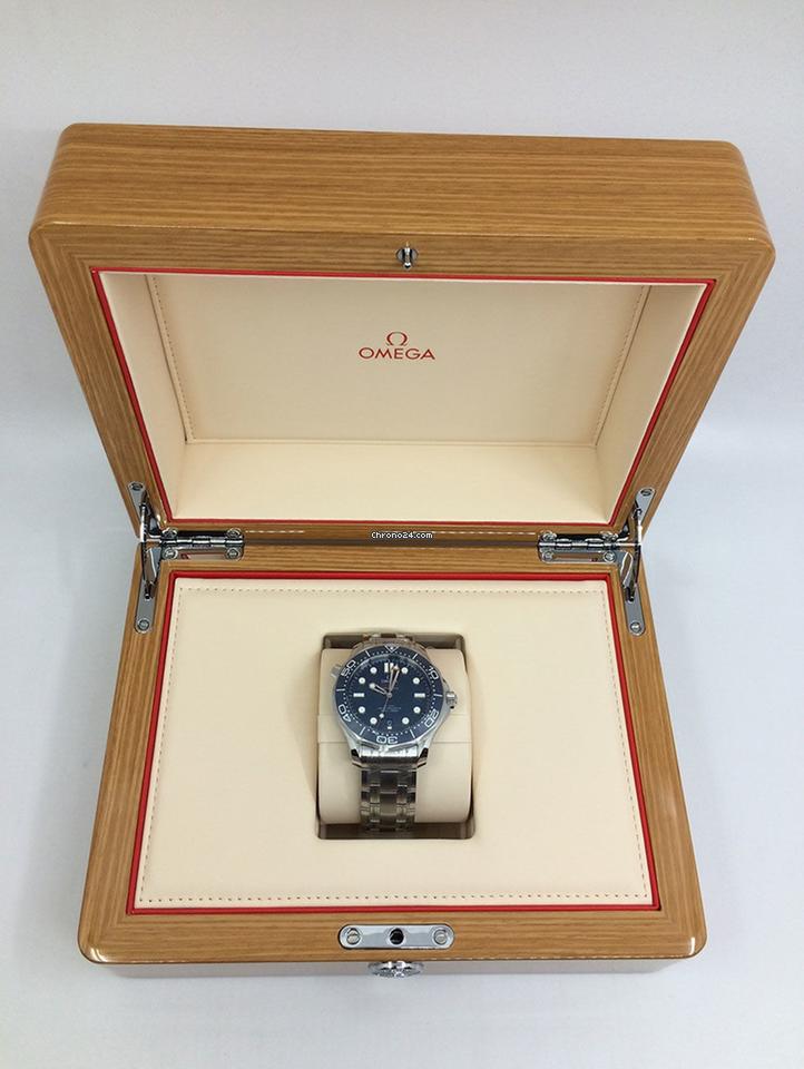 Omega Seamaster Diver 300 M42 mm otomatik saat 210.30.42.20.03.001