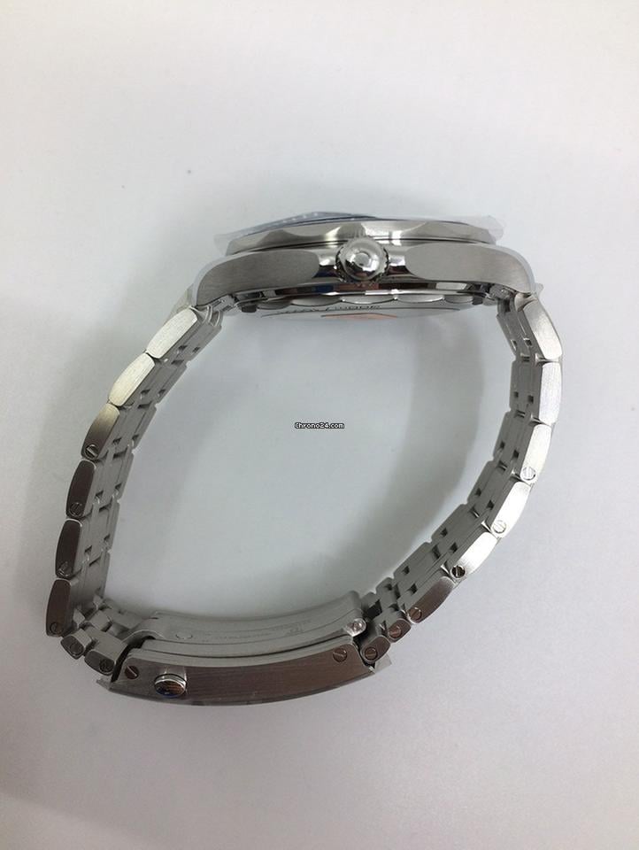 Omega Seamaster Diver 300 M42 mm otomatik saat 210.30.42.20.03.001