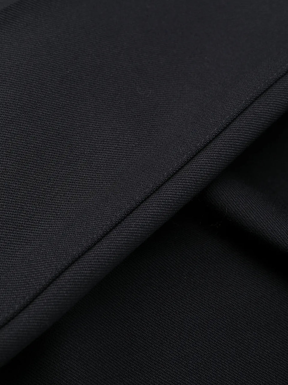 tapered-leg trousers