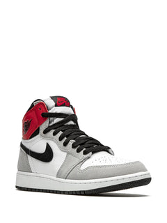 Air Jordan 1 Retro High OG "Light Smoke Grey" sneakers