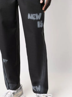 slogan print straight-leg trousers