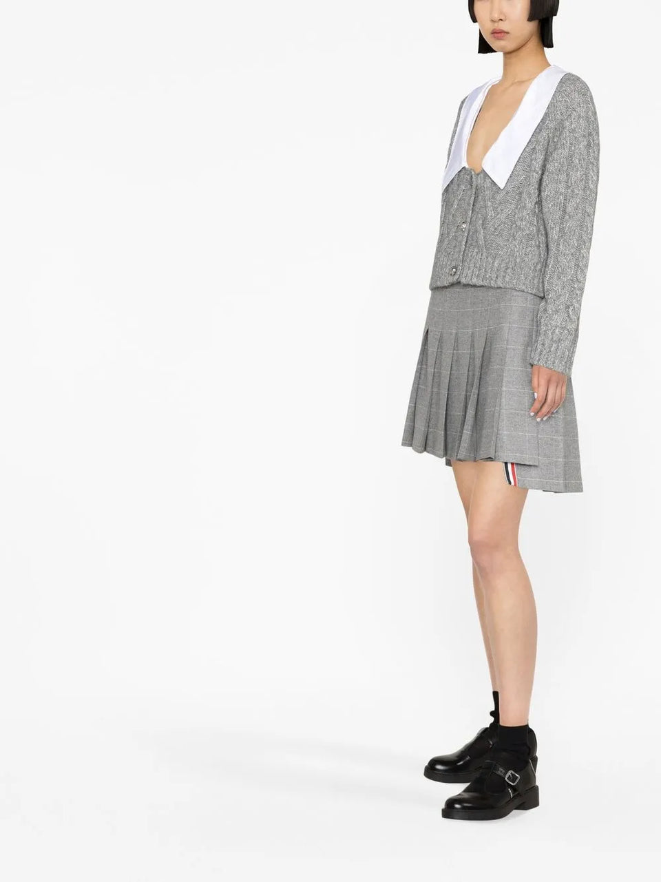 contrasting-collar cable-knit cardigan