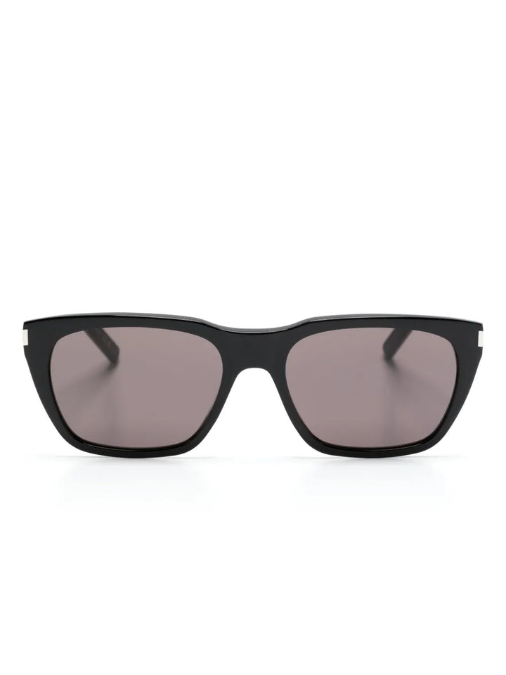 logo-engraved-arm cat-eye sunglasses
