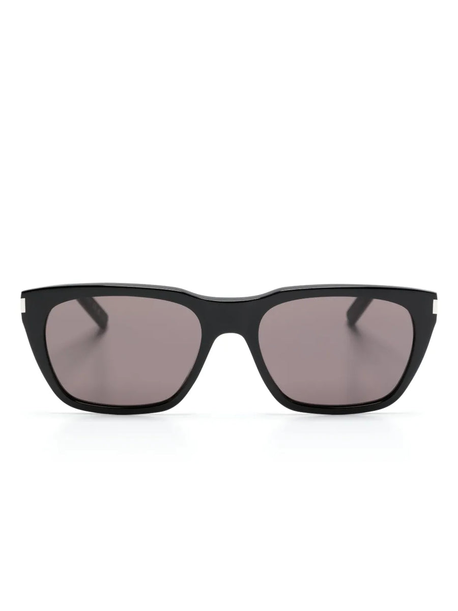 logo-engraved-arm cat-eye sunglasses