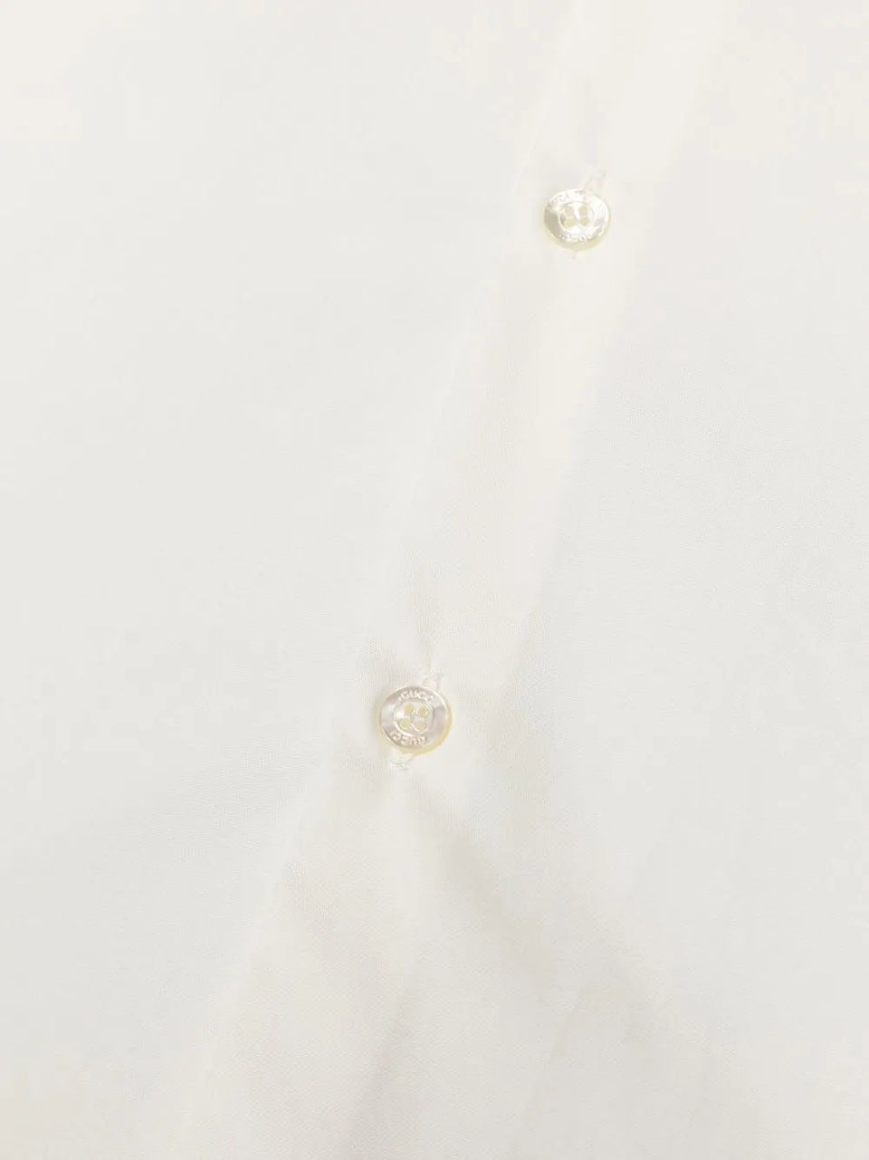 Peter Pan-collar shirt