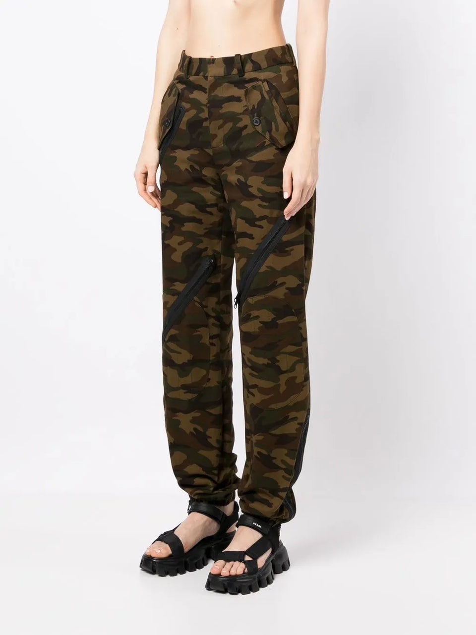 camouflage zip-detail trousers