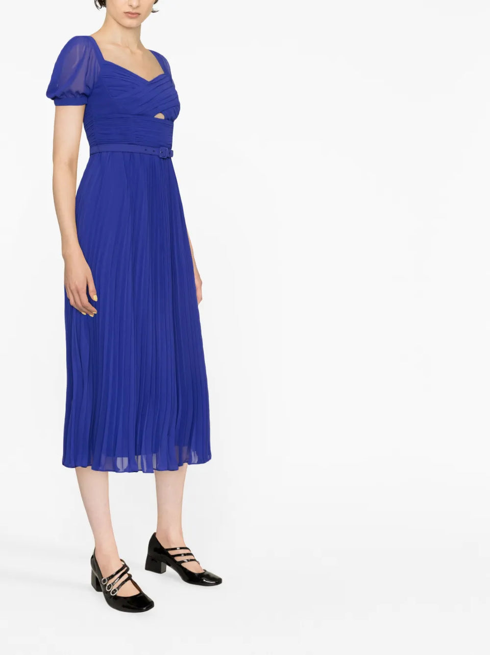 sweetheart-neck dress