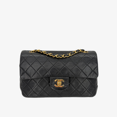 RG608 - CHANEL Vintage Black Lambskin 23cm Classic Flap Bag