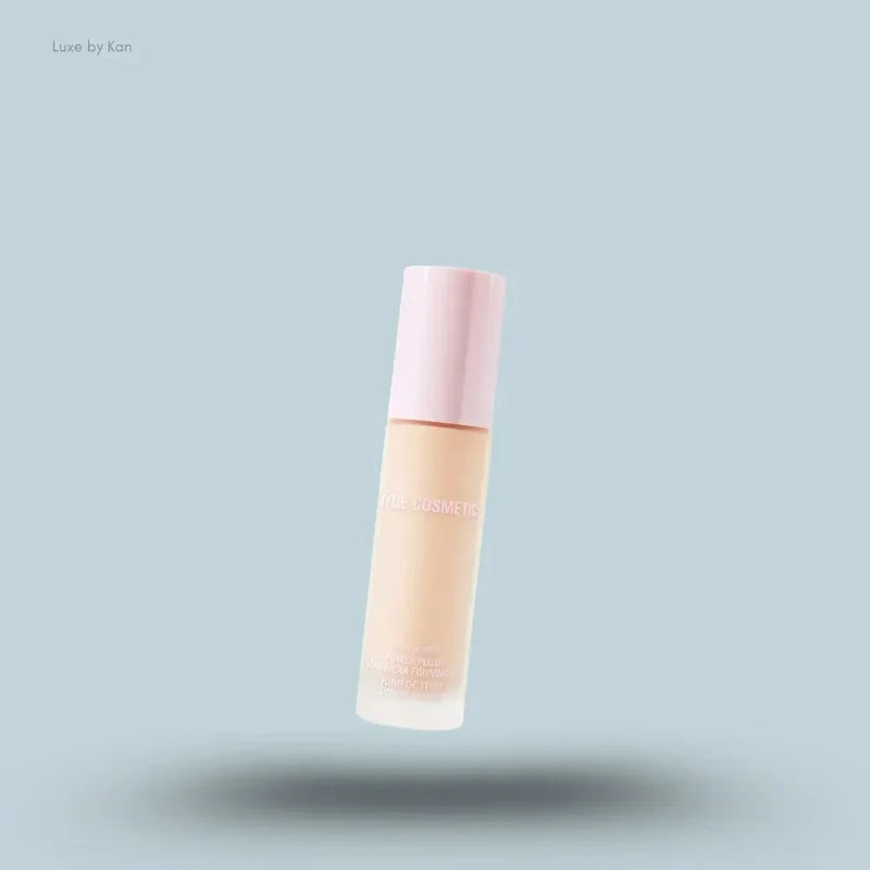 KYLIE BY KYLIE JENNER Power Plush long-wear foundation 30ml