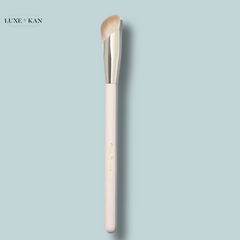 RARE BEAUTY LIQUID TOUCH CONCEALER BRUSH