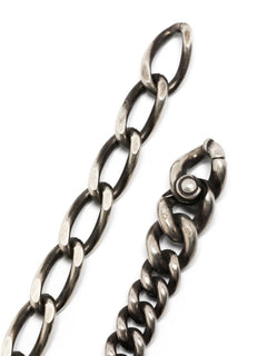 chain-link necklace