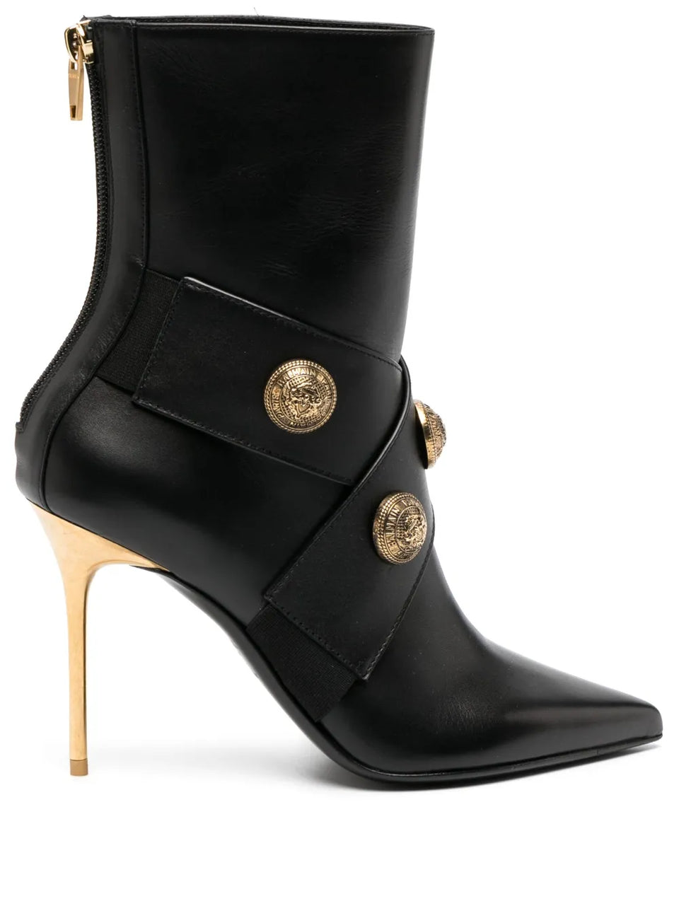pointed-toe leather boots