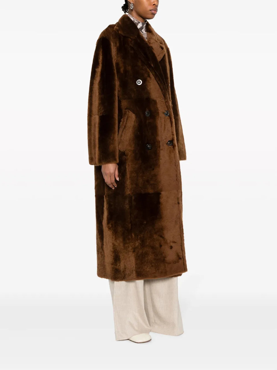 notched-lapels double-breasted coat