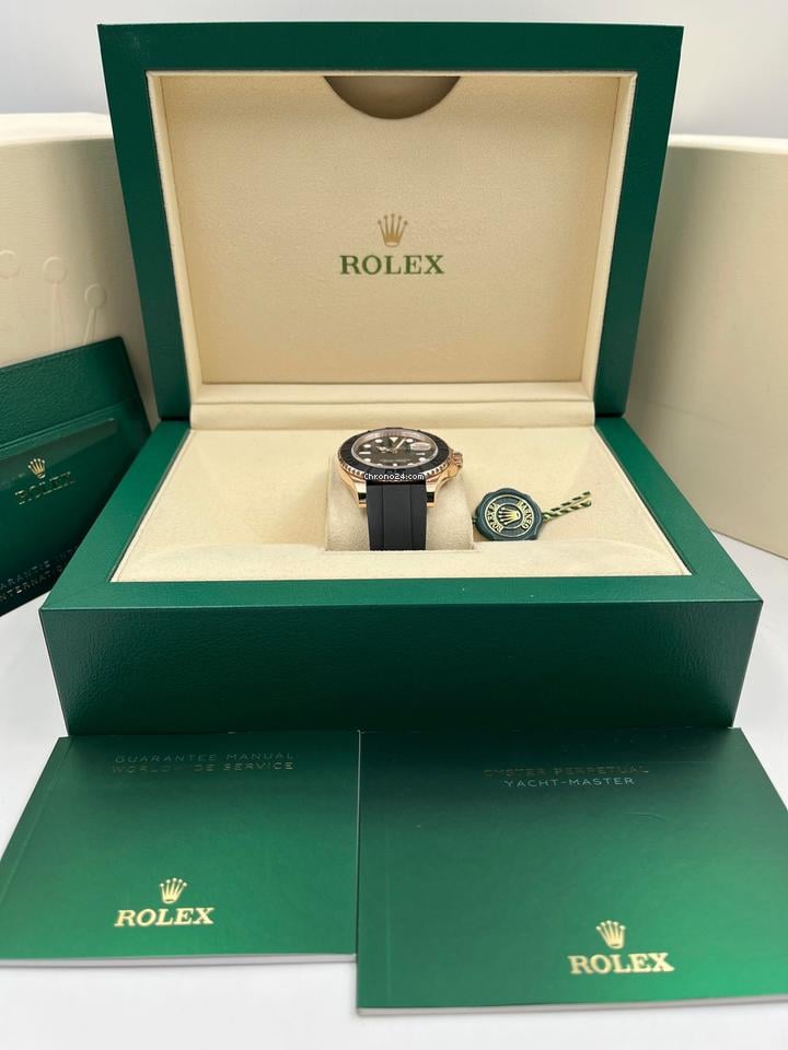 Rolex | Yacht-Master | 126655-0002 | Rose gold | 40 mm | Rubber | Black | Automatic
